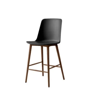 Rely HW128 Counter Chair, walnuss von &Tradition