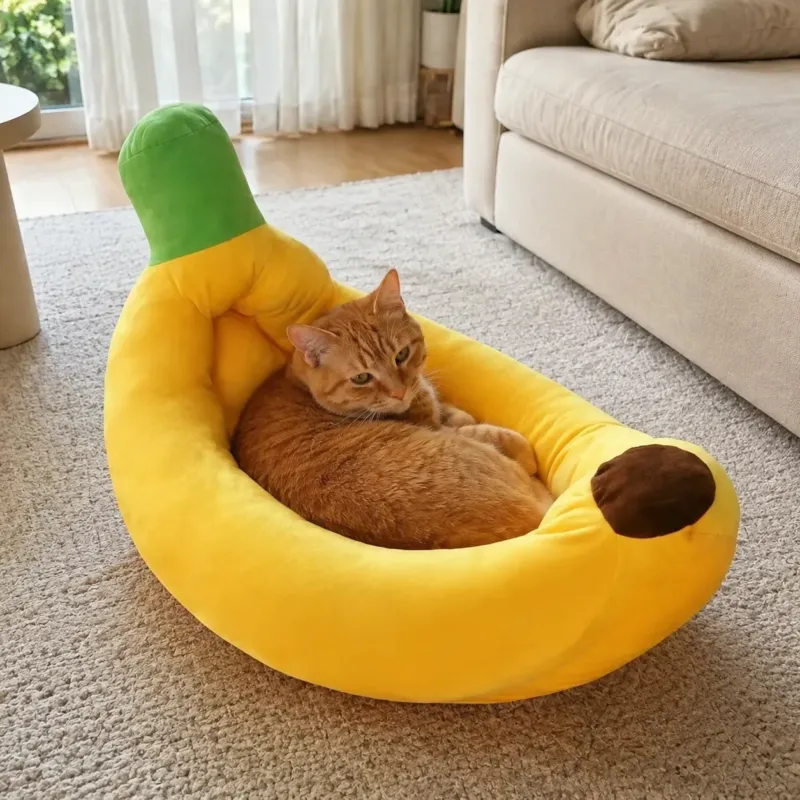 Katzenbett in Bananenschalenform – weiches Plüsch-Kuschelbett für Katzen
