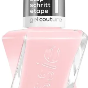 essie gel couture 10 sheer fantasy - zachtroze gelnagellak