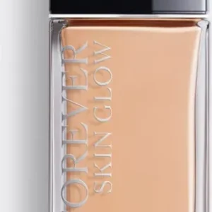 Dior Forever Skin Glow Foundation - 3WP Warm Peach/Glow Verpakking beschadigd / geen doosje