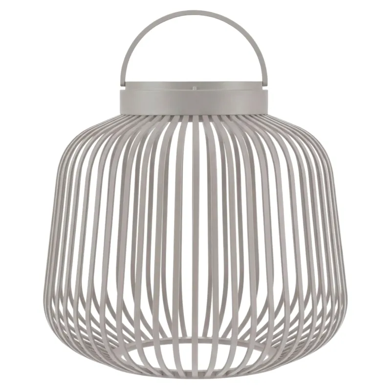 Kleine grijze lantaarn met oplaadbare led lamp van Blomus Lito met moderne uitstraling en verticale lijnen