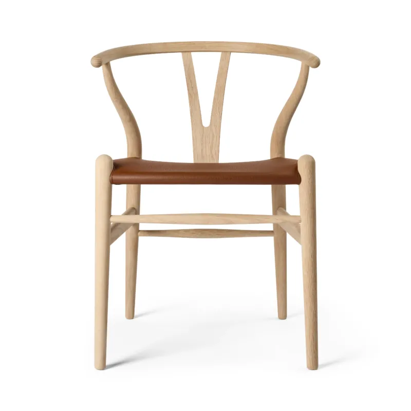 Wishbone Chair CH24P, Eiche seifenbehandelt mit Loke 7060 Leder von Hans J. Wegner