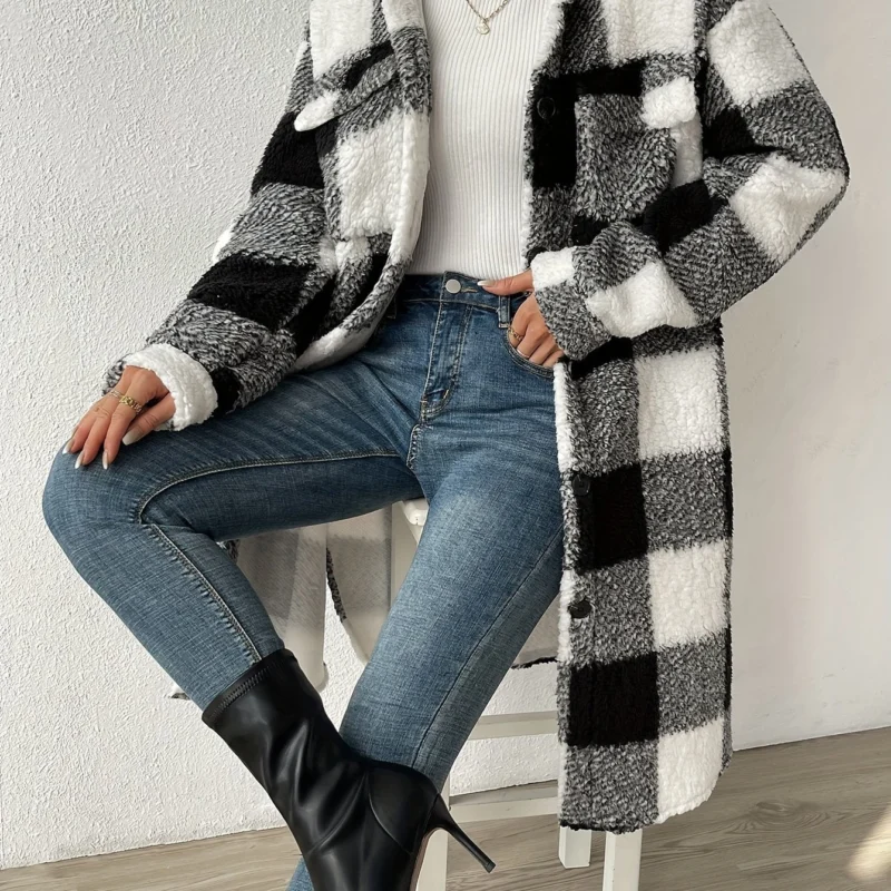 Plaid Teddy Fleece Coat Pink White Checkered Pattern - Detailed view