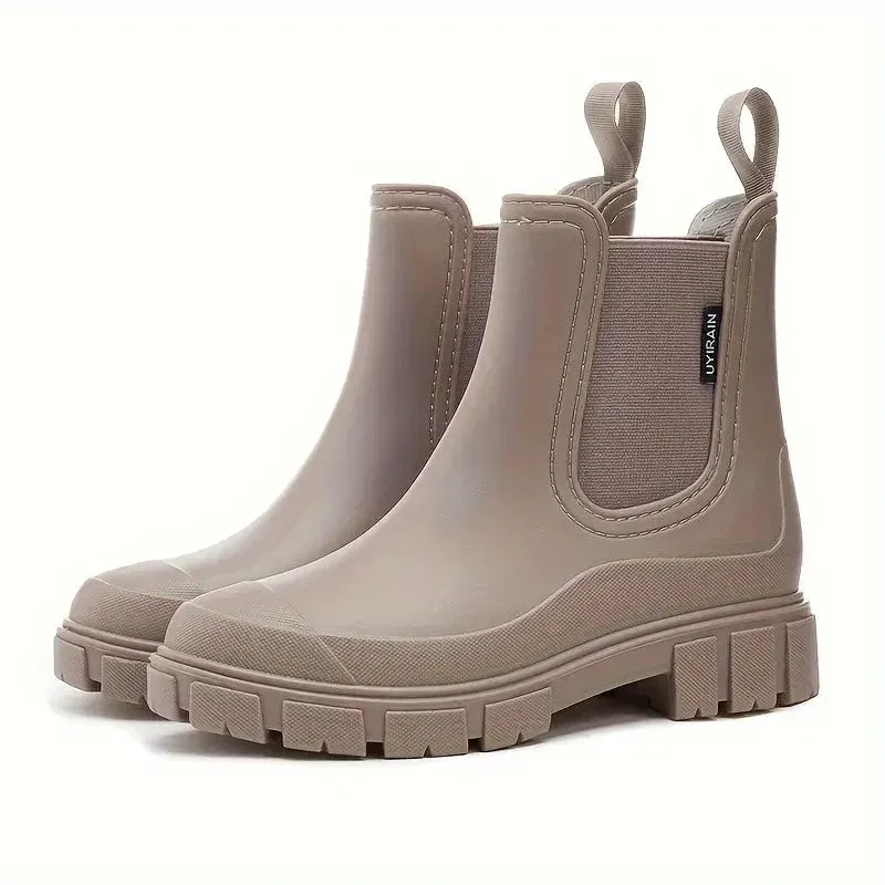 Waterproof Chelsea Boots Chunky Platform Sole Design - Product showcase