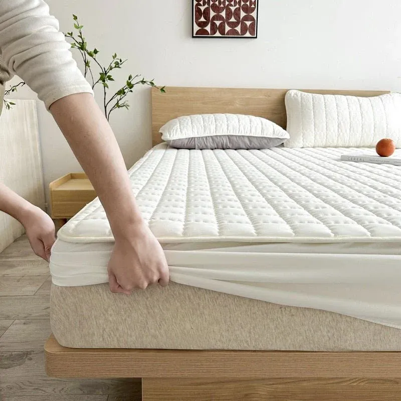 Premium Quilted Mattress Protector Waterproof Breathable Cotton Blend - Product showcase