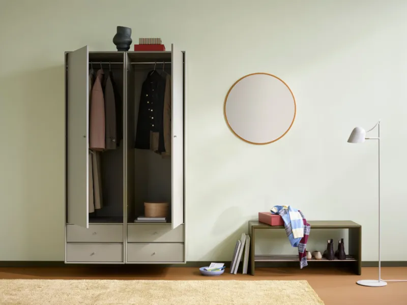 Attire IV Garderobe, inkl. Aufhängung von Montana – Bild 4
