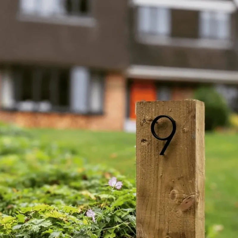 Modern Black House Numbers Floating 3D Metal Design - Product detail 4