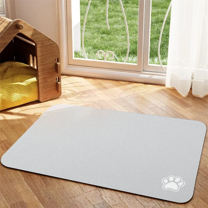 Pet Food Mat Quick-Dry Absorbent Floor Protection - Product showcase
