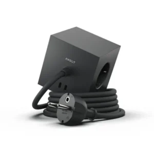 Square 1 Steckdose mit USB-C, Stockholm Black von Avolt