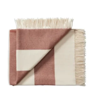 The Sweater Junior Decke, brown von Silkeborg Uldspinderi