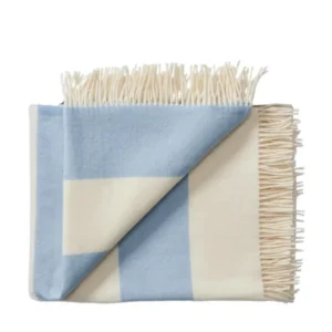 The Sweater Junior Decke, blau von Silkeborg Uldspinderi