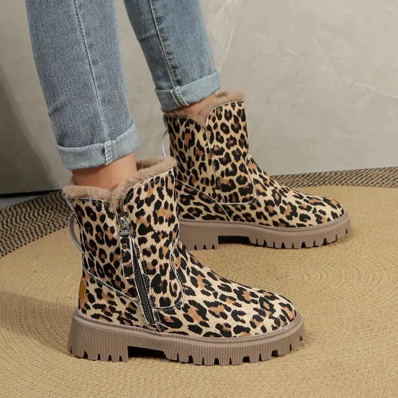 Leopard Print Winter Boots Fur-Lined Platform Ankle Boots - Detailed view
